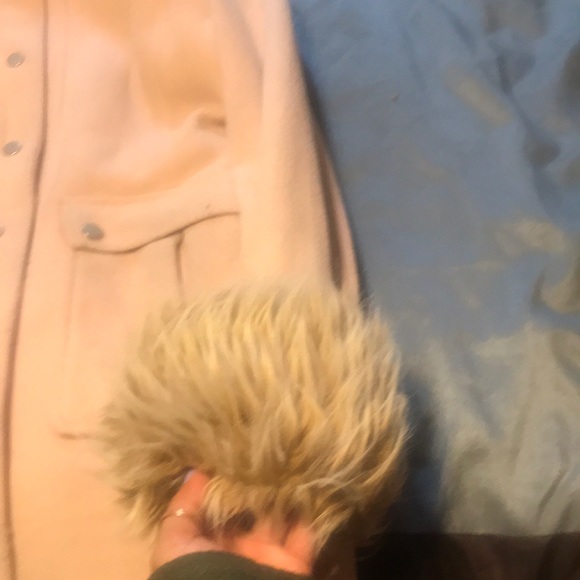 Coat - Picture 5 of 8